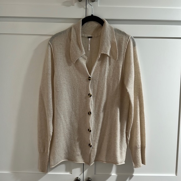 Free People Sweaters - Free People cream cashmere sweater